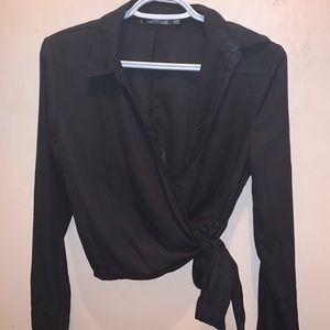 WOMEN - BLACK THIN BLOUSE (BUTTONS AND RIBBON)